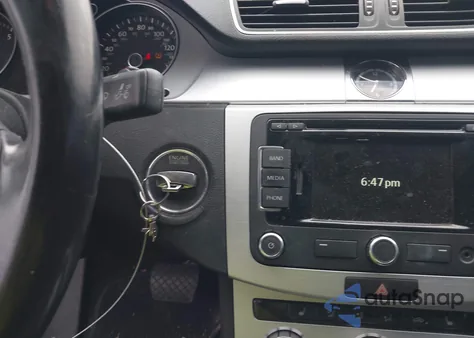 2015 Volkswagen Cc 2.0T Sport z USA, uszkodzony, nr VIN WVWBP7AN2FE819241